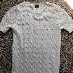 Short sleeve sweater